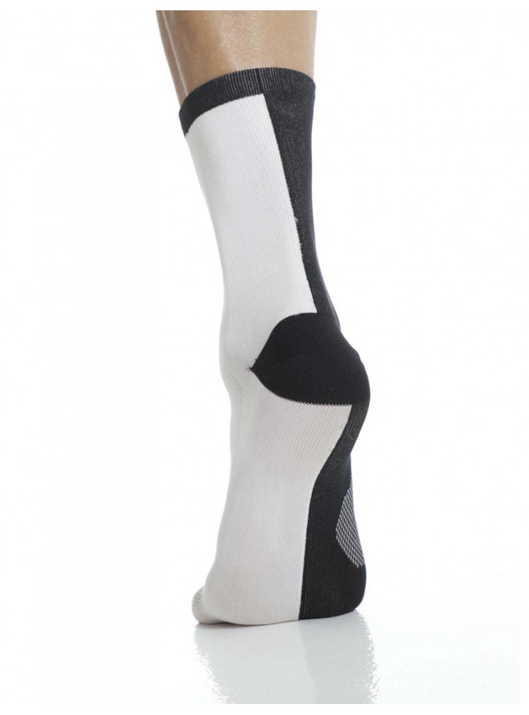 INSTINCT BLACK AND WHITE SOCKS