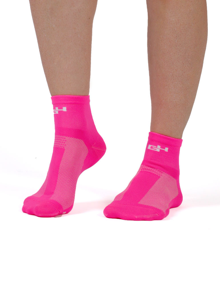 chaussettes de vélo rose fluo