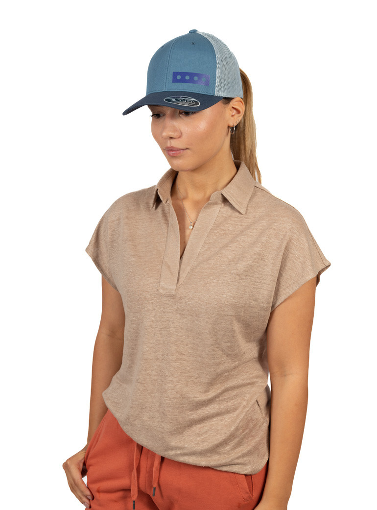 woman linen polo shirt