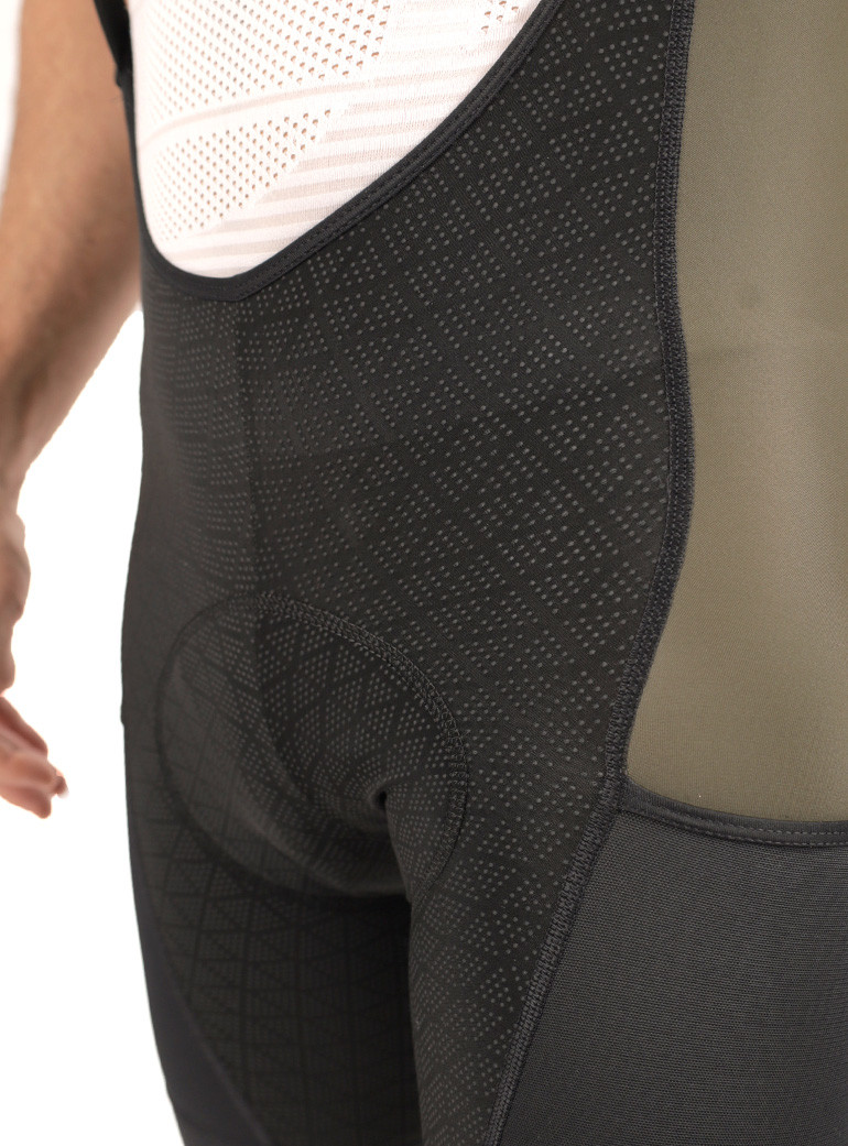 Gravel bib shorts