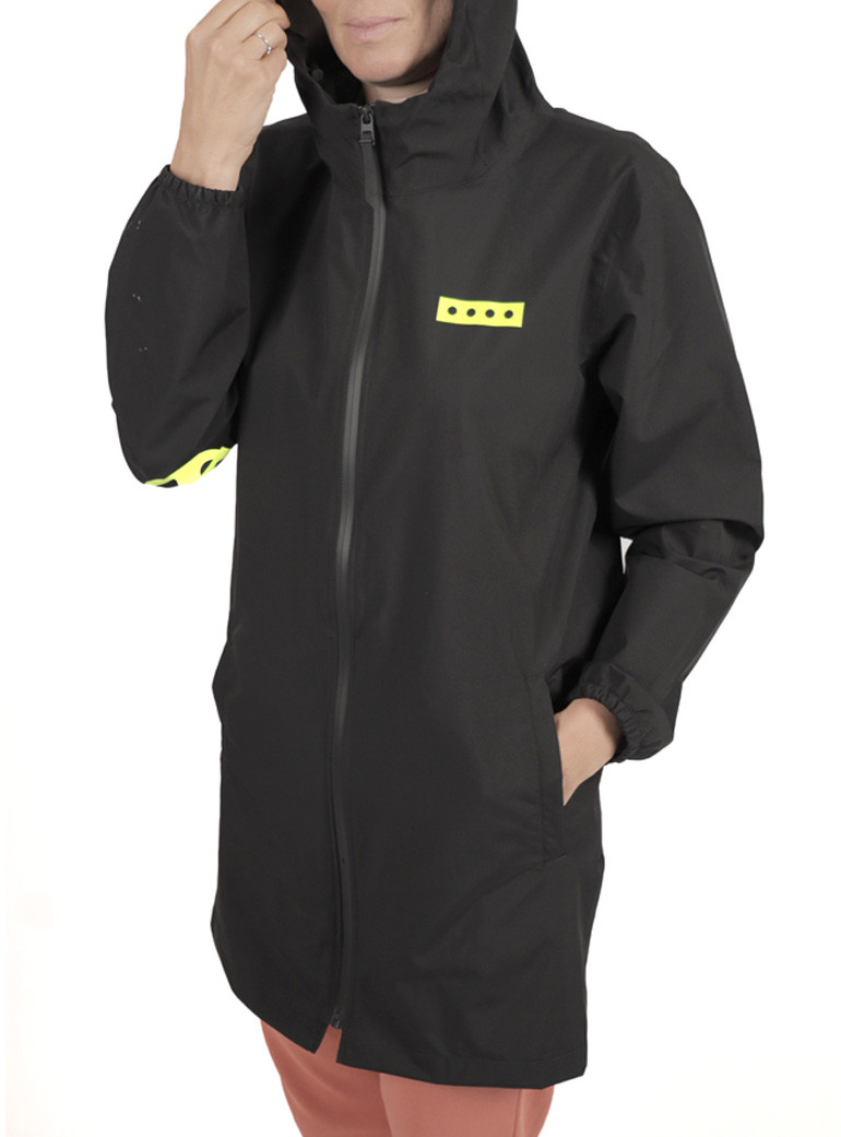 Trench-style rain jacket