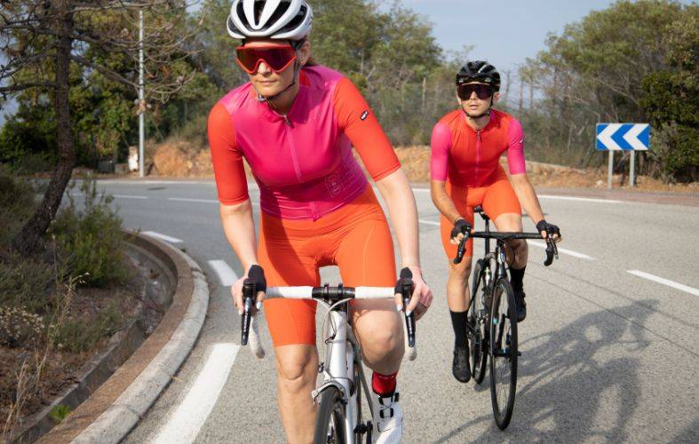 The advantages and benefits of compression shorts when cycling