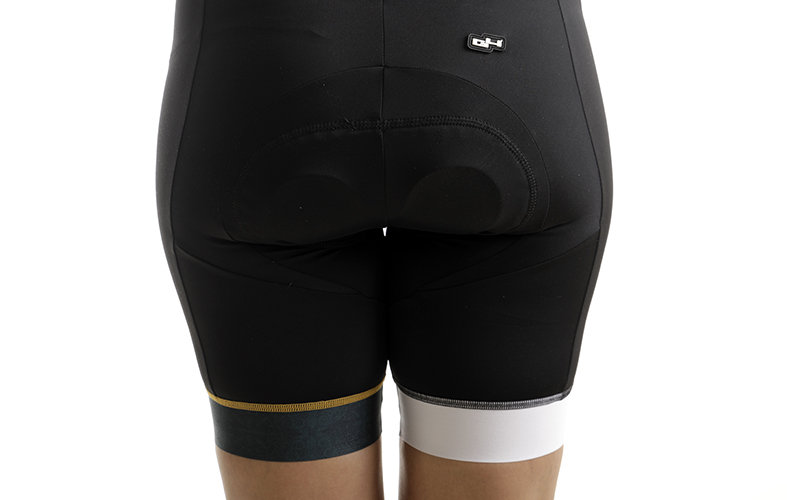 https://www.g4dimension.com/fr/cuissards-cyclisme-femme/526-mediterranee-short-cycliste-femme.html