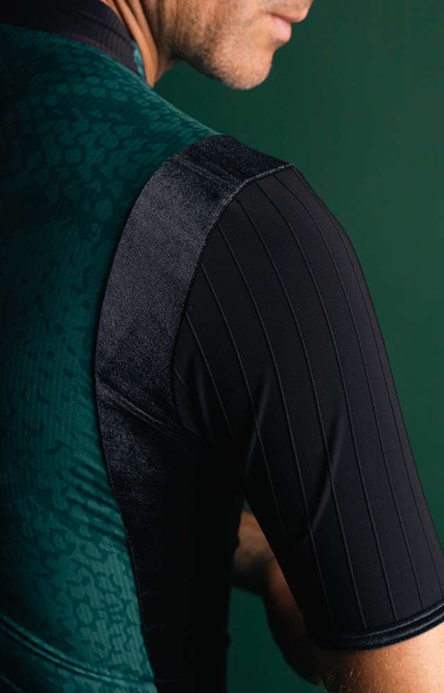 tenues de cyclisme haut de gamme ouroboros